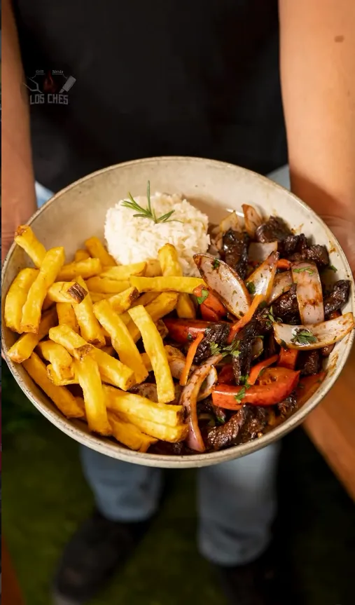 Lomo Saltado Los Ches — la fusión que nos define
